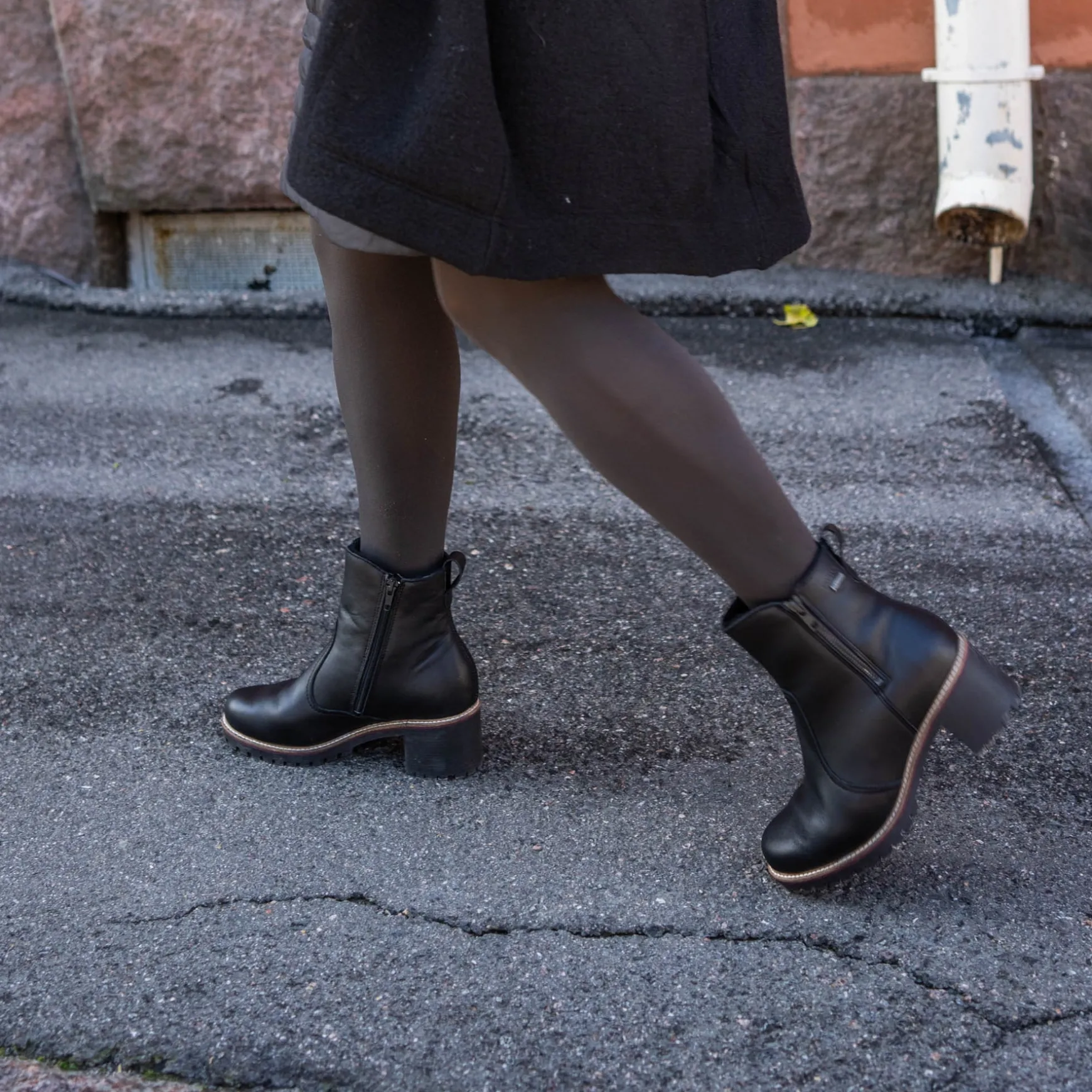 ARO Naisten GORE-TEX® nilkkurit