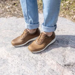 ASTERI Naisten GORE-TEX® sneakerit