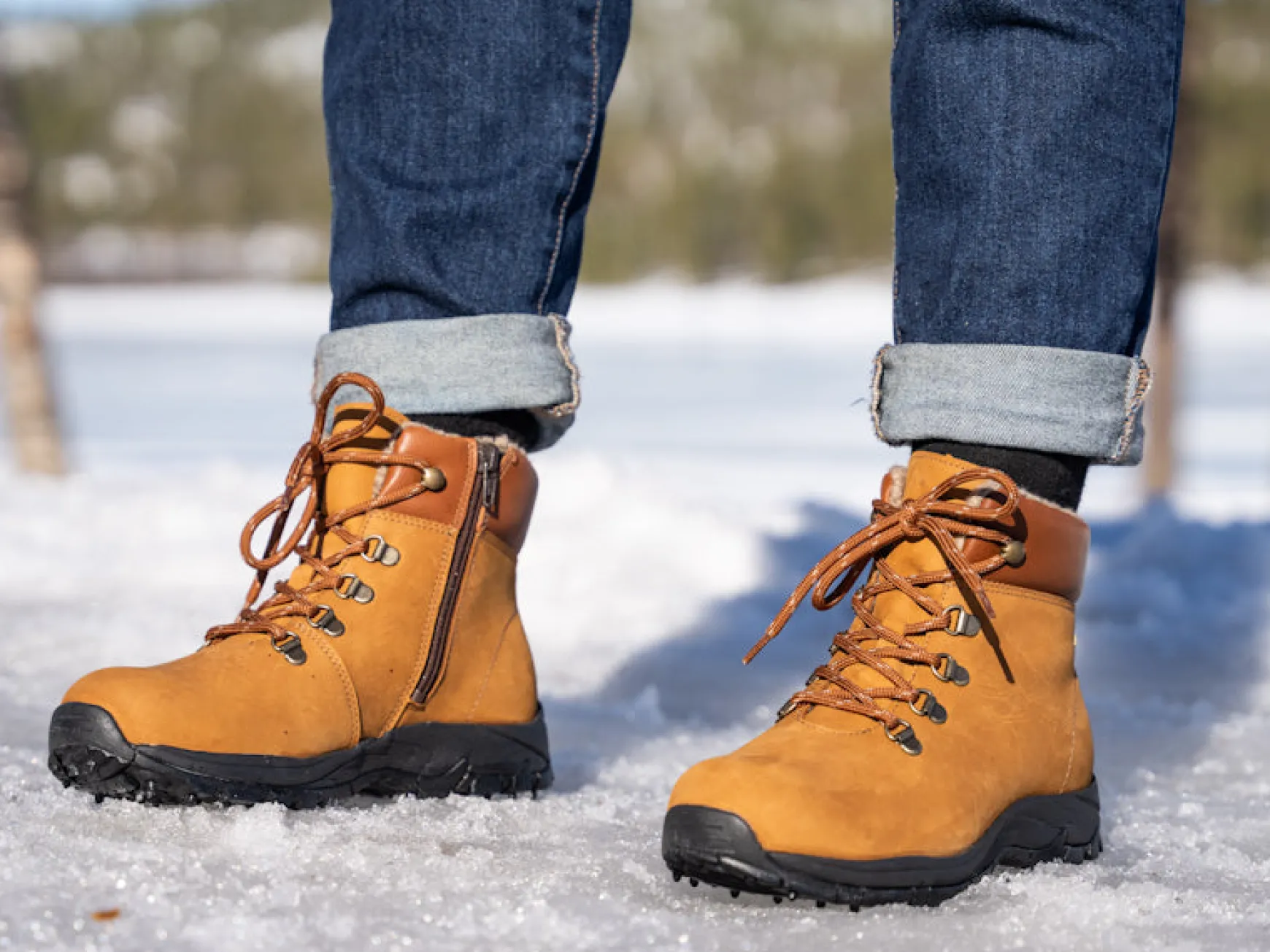 KAAKKURI Naisten GORE-TEX® nilkkurit nastapohjalla