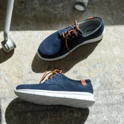 TIKKA Miesten mokkanahka sneakerit