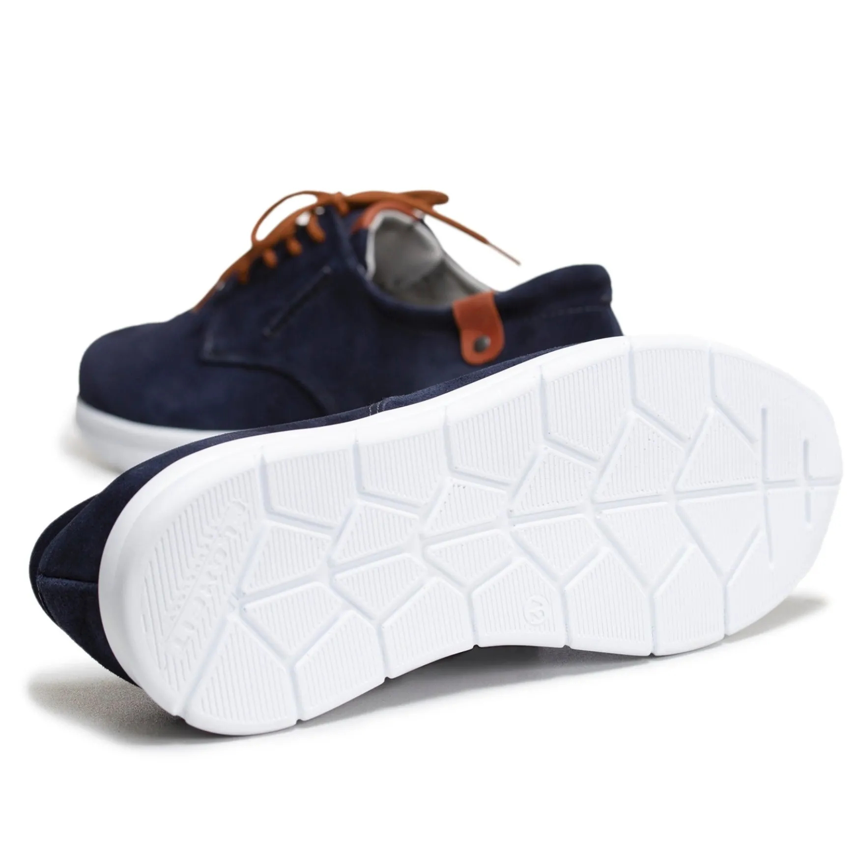 TIKKA Miesten mokkanahka sneakerit